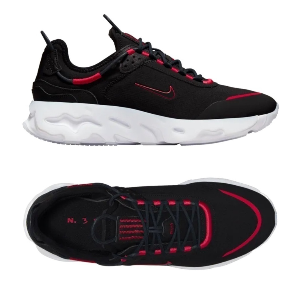 NEW IN BOX -NIKE REACT LIVE SE-
